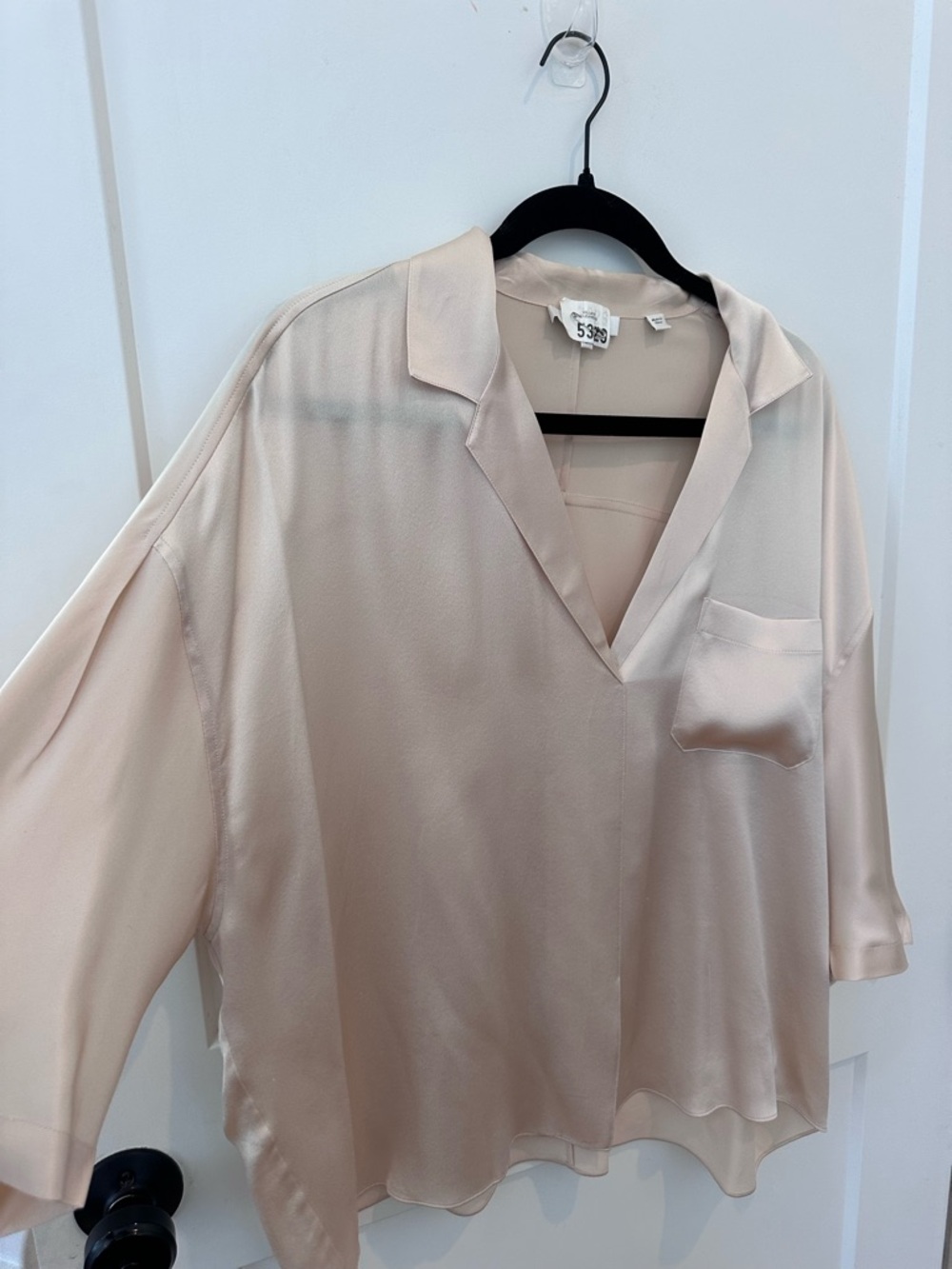 Vince Flowy Gorgeous 100% Silk Camp Collar Blouse size large - Picture 2 of 9